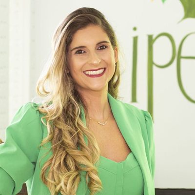 Foto de Emanuelle Ferreira Xavier, pneumologista pediátrica