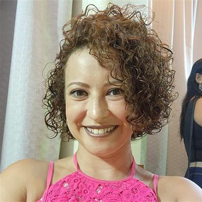 Foto de Taís Rhodes de Paula, infectologista pediátrica